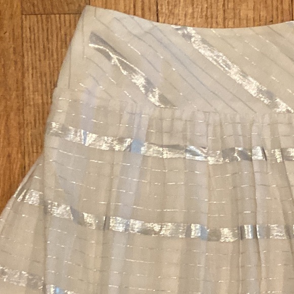 Loft White and Silver Cotton Skirt Size 6 - Picture 2 of 9